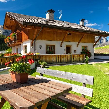 Ciasa Odlana Apartment San Cassiano  Luaran gambar