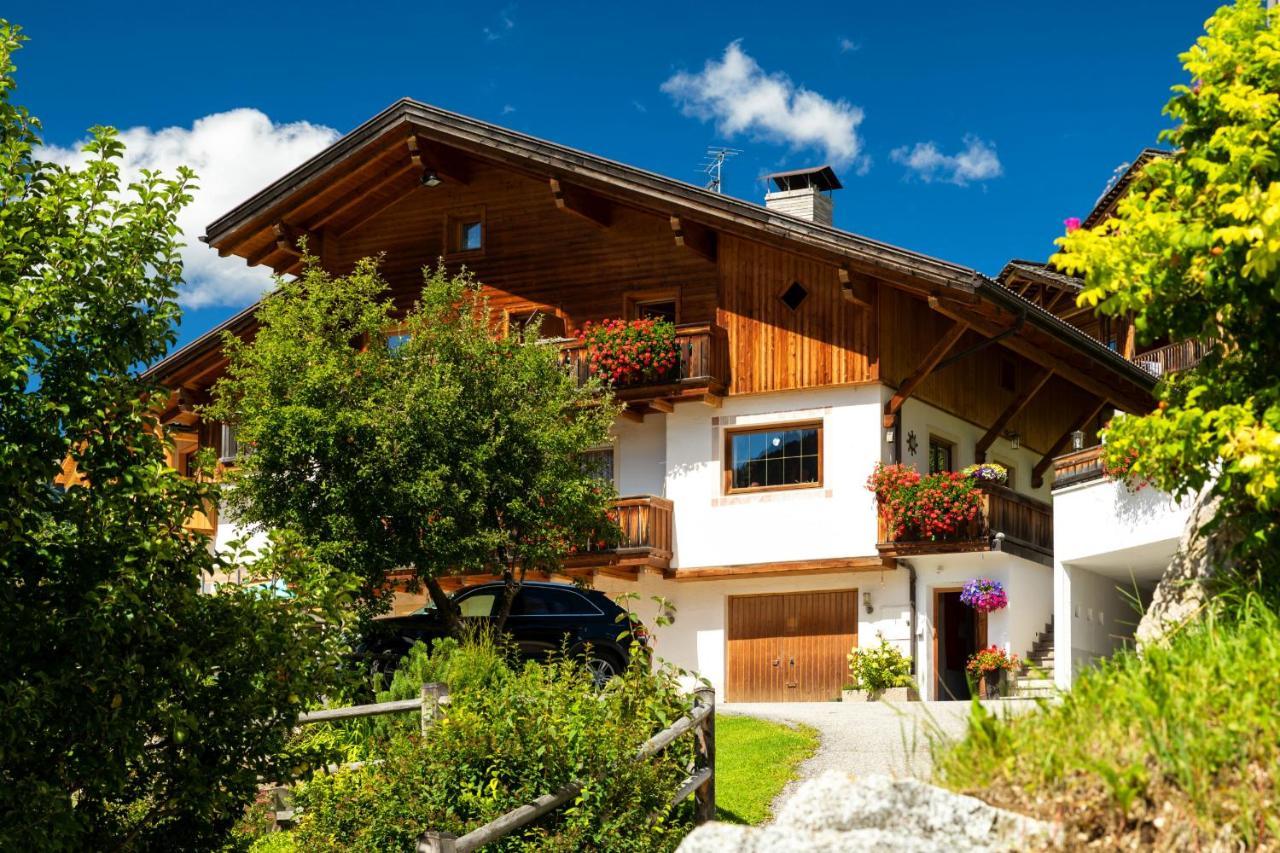 Ciasa Odlana Apartment San Cassiano  Luaran gambar