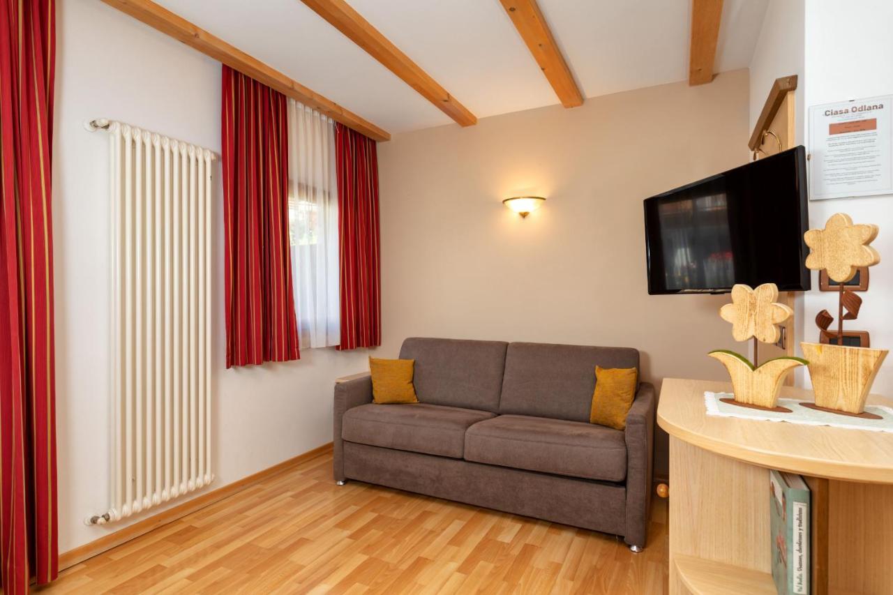 Ciasa Odlana Apartment San Cassiano  Luaran gambar